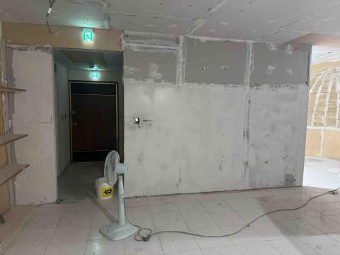 陳一成 - 牆面透批 陳一成 - 牆面透批