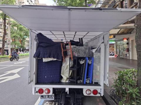 清松搬家 - 小心保護，善用空間堆疊