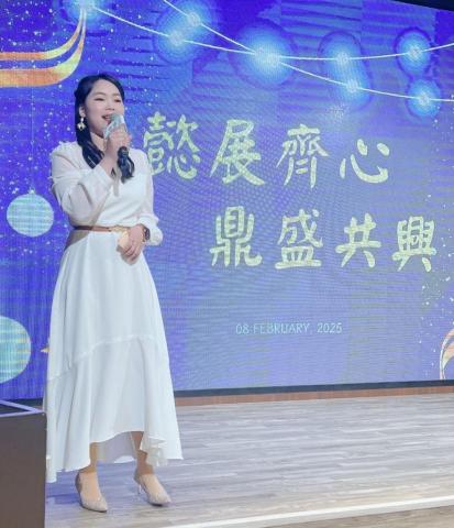 楊云欣 -  楊云欣 -