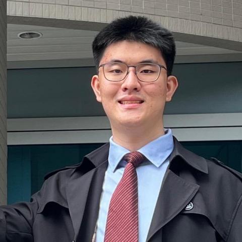 提供88服務的專家許嘉和