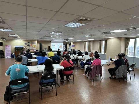 營養師 Noah - 財團法人盲人重建院