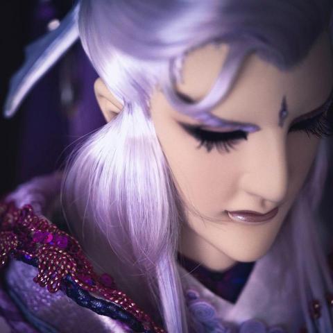 提供羅東換拉鍊服務的專家Simona