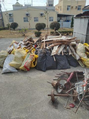 泉鋒工程行/黃鏵鋕 - 三合院崩塌廢棄物清運