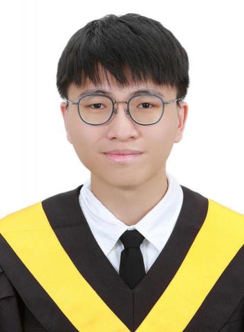 晟軒 - 化學系畢業