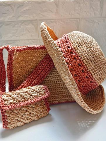 knitter in town 織造所 - 紙線鉤織