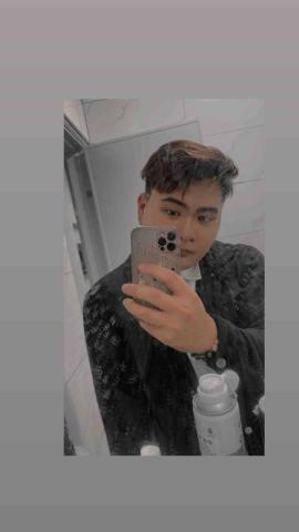 提供染髮服務的專家晨翔