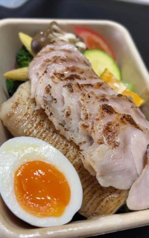 しょ うた - 健康餐盒 松阪豬 跟 鯛魚