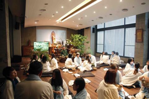 花藏|頌缽行走靜心空間 - 於菩薩寺文通老師帶領頌缽共修 花藏|頌缽行走靜心空間 - 於菩薩寺文通老師帶領頌缽共修