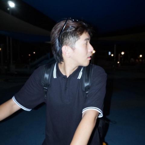 提供引擎割草機服務的專家郭家宏