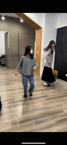 張芝霞 - 跟小朋友一起跳舞！