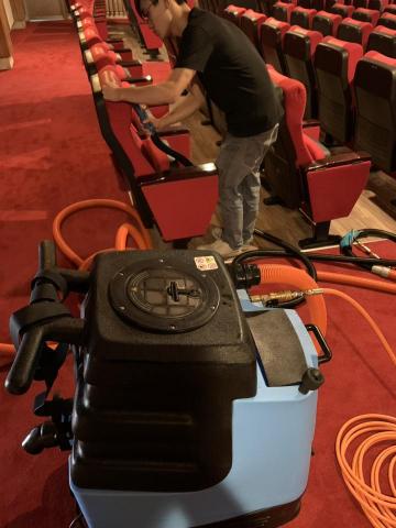 潔宜 - 展演中心客椅清洗