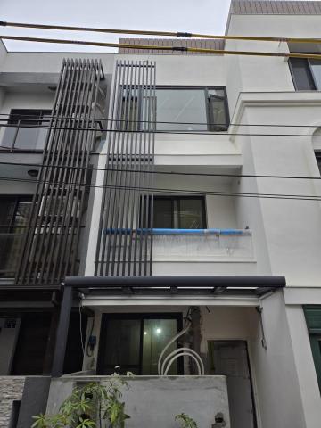 翊豐鋁門窗 - 外牆鋁格柵安裝