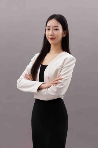 Rebecca-你的數位行銷專家 Rebecca-你的數位行銷專家