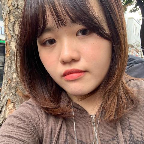 提供編劇服務的專家Jenny