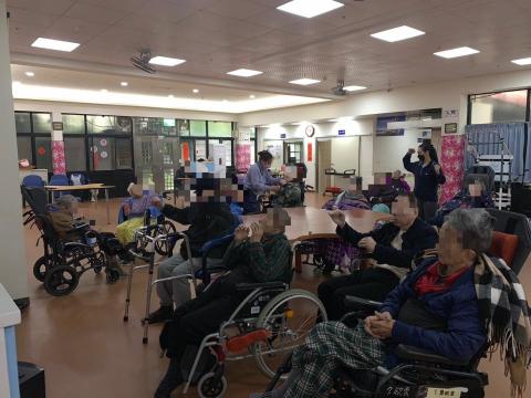 安心照顧服務/安全接送服務 💕 🚕 - 