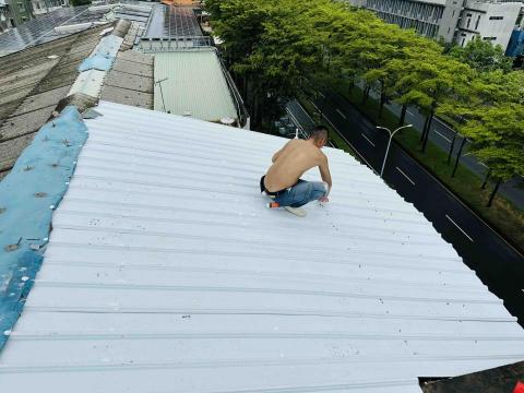洪政凱（扛）鋼益企業社 - 石棉瓦覆蓋新板