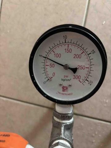 抓漏防水（免破壞式修護） - 水壓機檢測