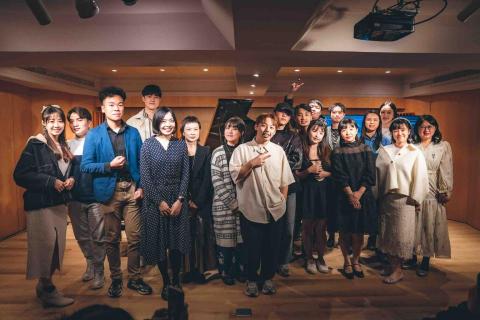 好窩音樂|成人鋼琴教學♪Hower老師 - 第二屆學生發表會_師生大合照 好窩音樂|成人鋼琴教學♪Hower老師 - 第二屆學生發表會_師生大合照