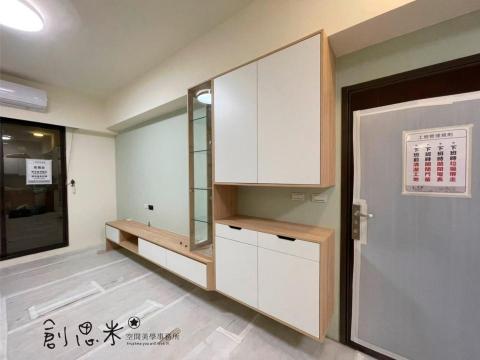 創思米空間美學事務所 - 系統櫃組裝中
