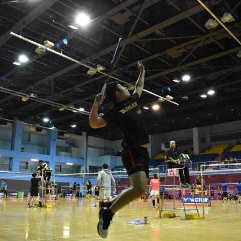 提供推拿服務的專家盧文致