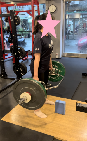 張彤瑋/阿瑋 - 學生突破52kg