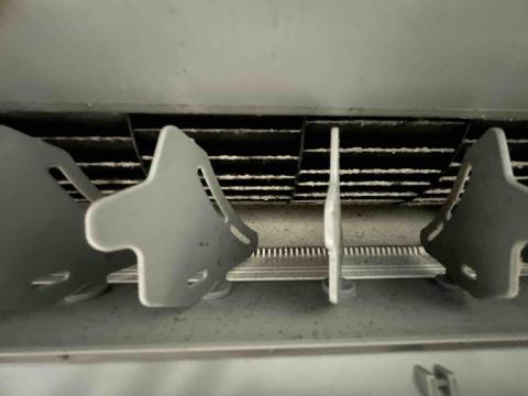 速可冷氣清洗 - 清洗前出風口