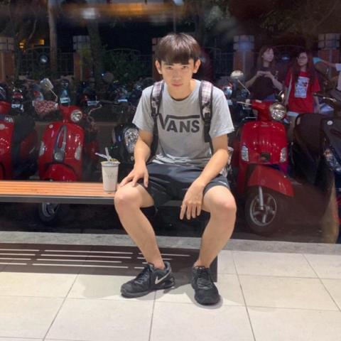 提供sbir範本服務的專家耿紹育