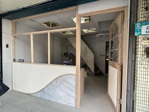 李佳諮 - 麻辣燙小坪數店面施工