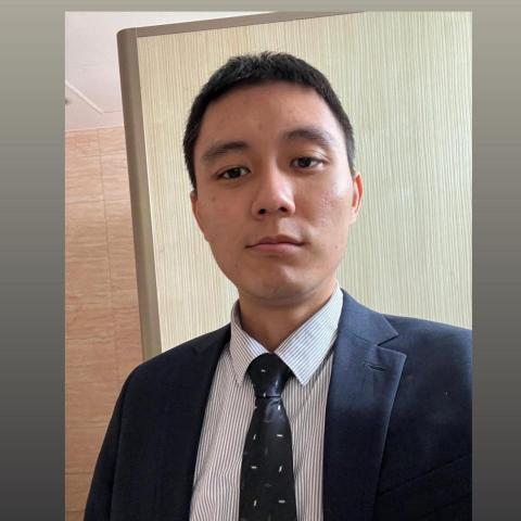 提供灌冷媒服務的專家薛宗祐