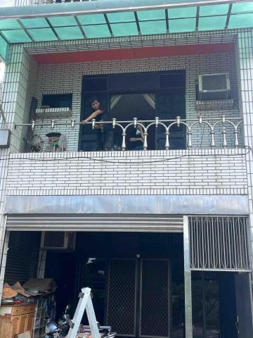 佳昇鋁門窗 - 施工前