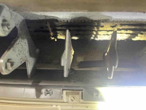 蕭鼎潤（企鵝洗淨） - 基隆七堵清洗前