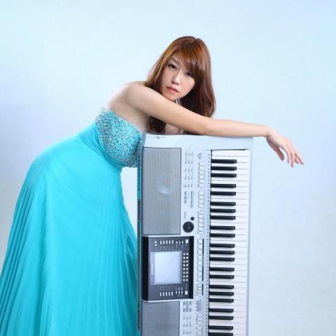 提供電子琴服務的專家林小姐