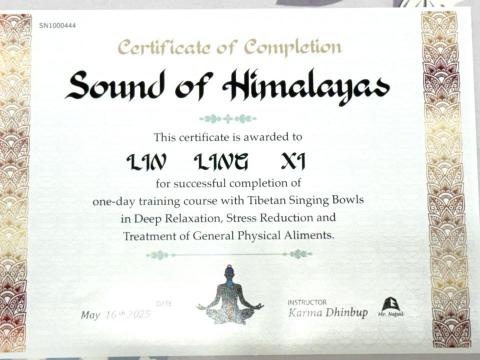 林泠汐Lincy - 尼泊爾專業頌缽放鬆師