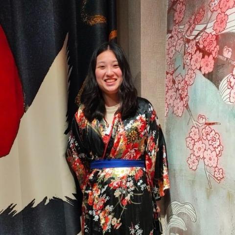 提供潤稿服務的專家李孟蒨May