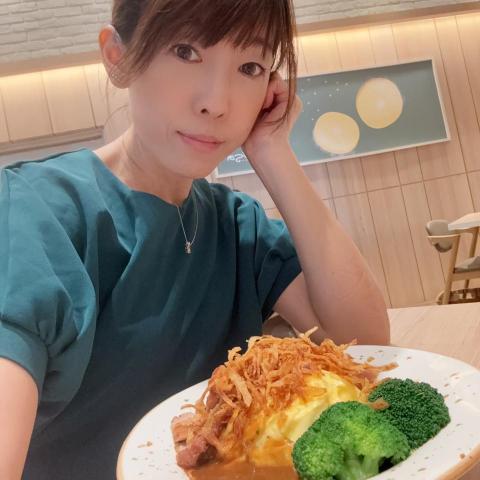 提供跳舞會瘦嗎服務的專家吃越多瘦越多-亞馨教練