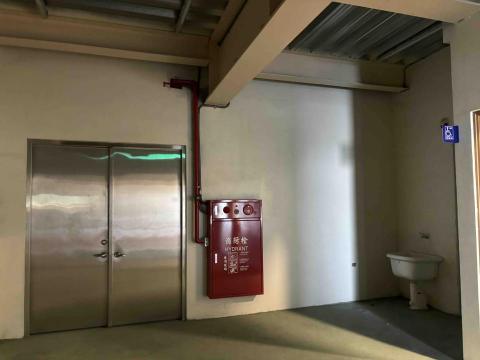 池濟工程行 - 廠房油漆