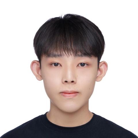 提供電子琴架服務的專家陳家弘