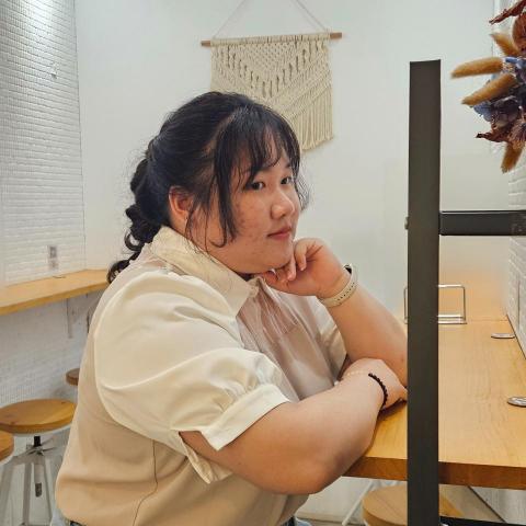 提供行情哥服務的專家管翊里