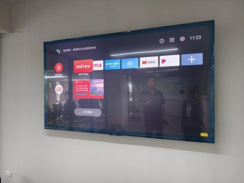 陳小姐 - 86吋固定式壁掛 陳小姐 - 86吋固定式壁掛