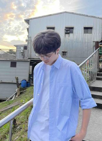 提供55服務的專家崔潼鍏