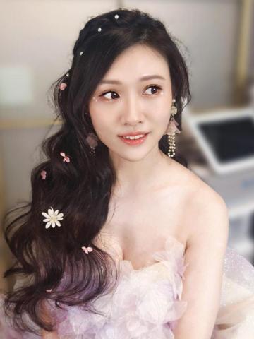 MierBelle新娘造型整體造型工作室 - 歡迎line maggi530
 MierBelle新娘造型整體造型工作室 - 歡迎line maggi530