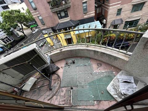 台中淨居夫妻 - 