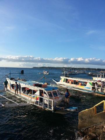 李貞玟 - 菲律賓長腳船