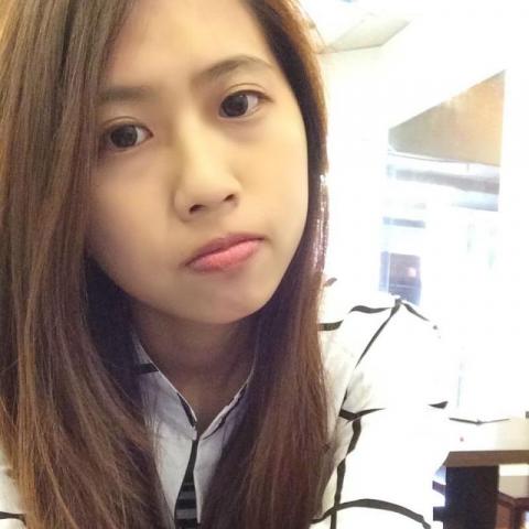 提供應徵服務的專家何佳容