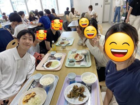 Sam老師 - 透過校際參訪活動與日本學生實際交流。