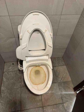 榮華清潔 - 衛浴馬桶