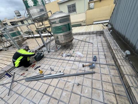 許軒愷 - 小港區（安裝恆壓馬達）