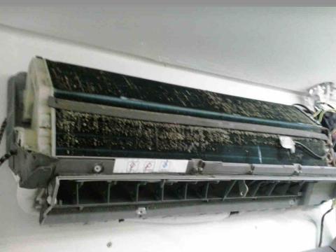 「30分鐘回電｜急速冷氣清洗」 - 日立