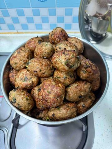 知欣產後護理之家 - 蔥燒獅子頭 知欣產後護理之家 - 蔥燒獅子頭