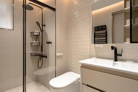 澐石室研所（創力雲室內裝修股公司） - 糰子日和 ｜台中新成屋｜中港雲頂｜電梯大樓
牆角的圓弧緩緩擁抱，
將急促的節奏慢慢揉進溫柔，
像母親的掌心，
將奔跑的小腳步收進懷裡。
只有剛剛好的距離與恆溫。